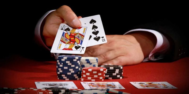 Luật và cách chơi Poker chi tiết dành cho những người chơi mới